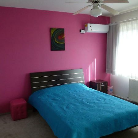 Double Room With Ensuite Bathroom At Datacom Building Nicosia Exteriör bild